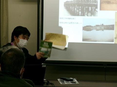郷土資料館の榎本 博氏