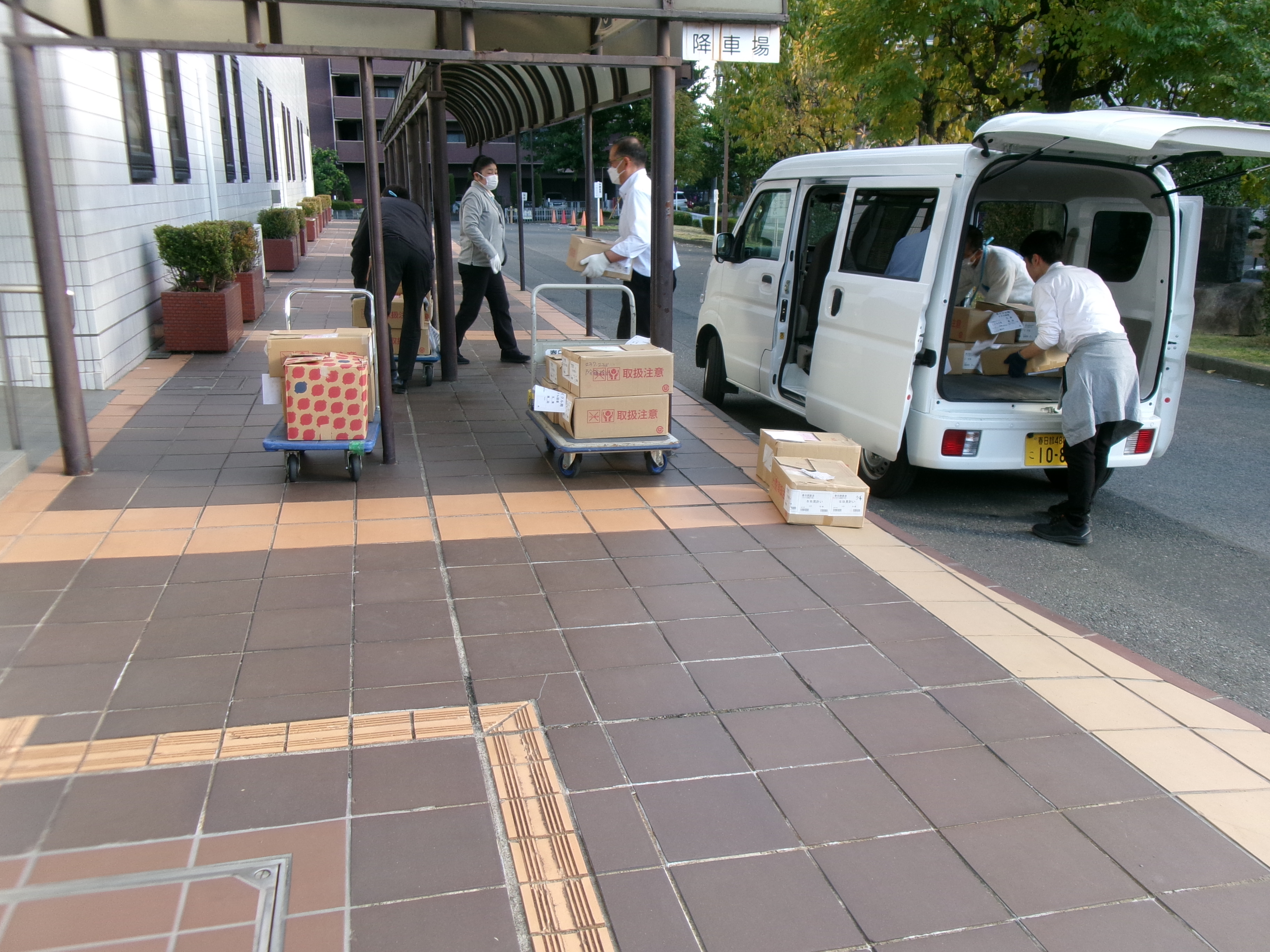 中央 図書館まつり準備2025